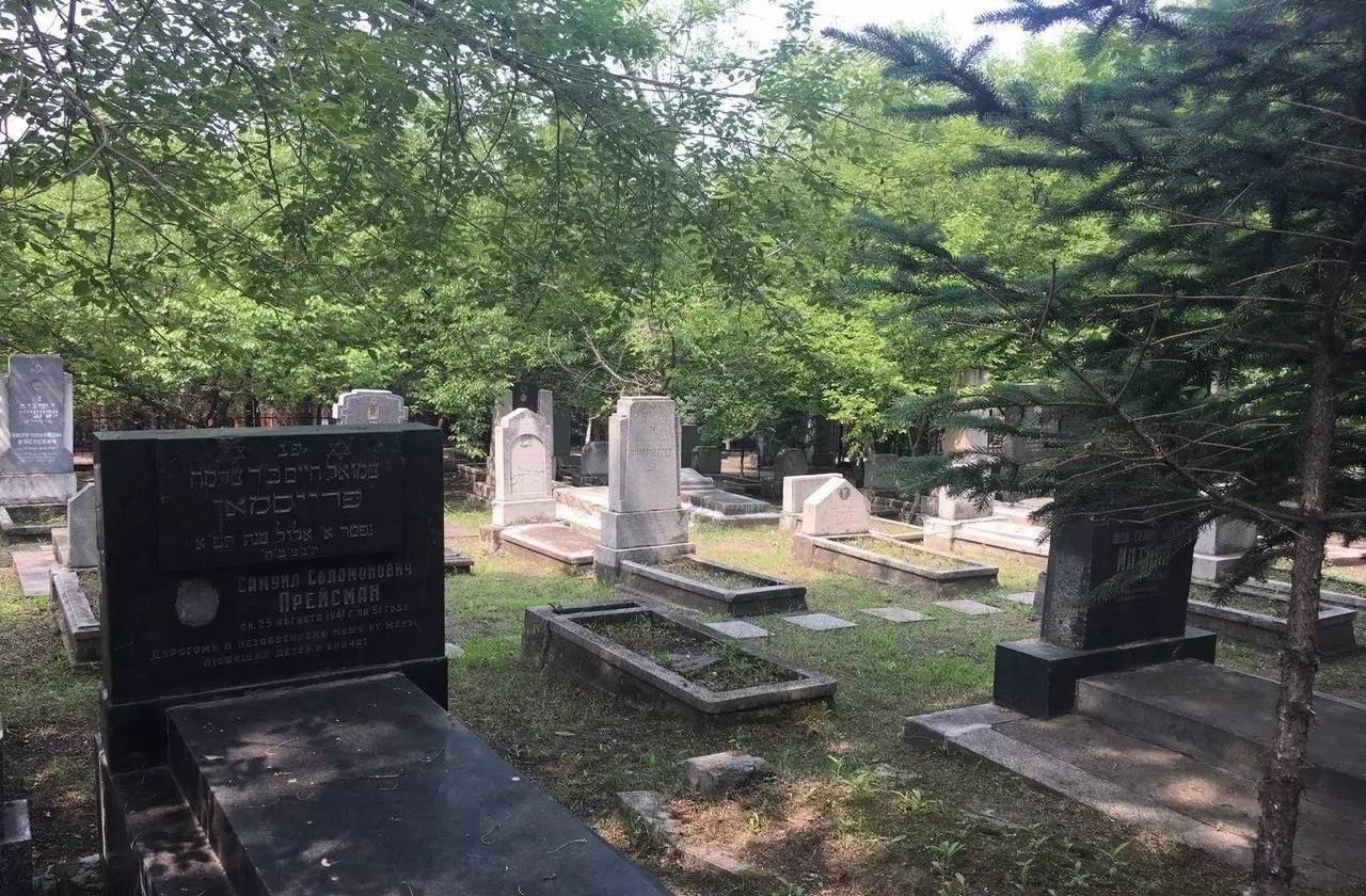 Jewish Cemetery Harbin